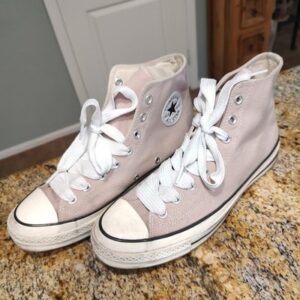Converse High Top Sneakers Women's Size 11.5 A00749C Chuck Taylor