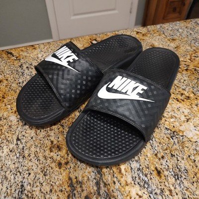Nike Benassi JDI 343881-011 Women's Black Diamond Pattern Slides Sandals Size 12