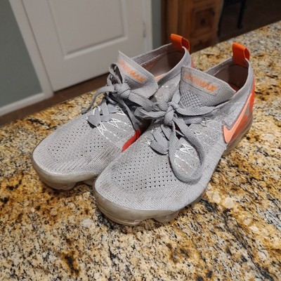 Nike Air VaporMax Flyknit 2 Grey Crimson 2018 Sneakers Women’s Size 6 942843-005