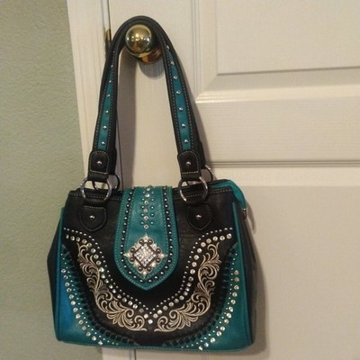 Montana West Womens Blue Conceal Carry Handbag Purse Rhinestone Buckle Studs EUC