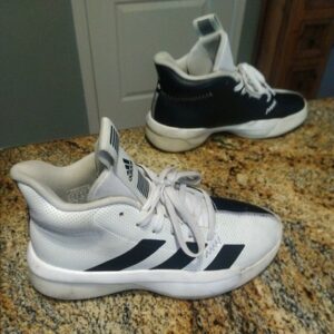 Adidas Pro Next 2019 Mens 7 Basketball Shoe White/Black Sneaker Excellent