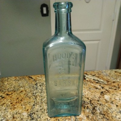 Antique HOOD'S SARSAPARILLA Apothecaries Bottle LOWELL MASS