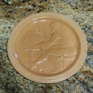 Homer Laughlin (Fiesta) 1939 NY World's Fair: The American Potter in Tan Beige