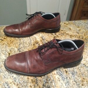J. Murphy by Johnston & Murphy 59-11703 Men's Burgundy Cap Toe Shoes Size 12M