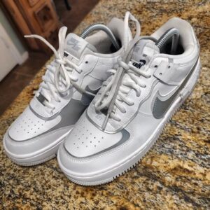 Nike Air Force 1 Sneakers White/Silver Size 9.5 Model CI0919-119