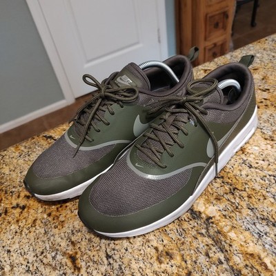 Nike Air Max Tavas Shoes US Womens Size 12 599409-310 Olive Green