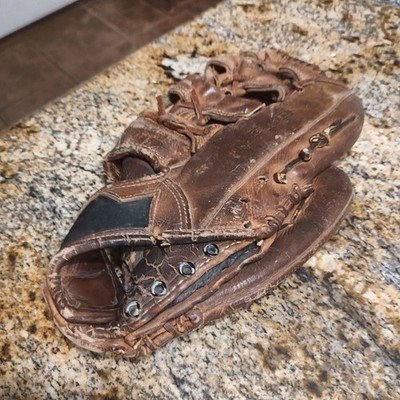 MacGregor GC12 Baseball Glove Made in USA Vintage Leather RHT