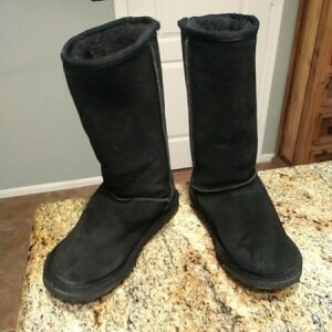 UGG 5815 Womens Classic Tall Sheepskin Lined Winter Boots Black Suede Size 6