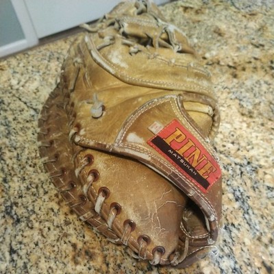 RARE OLD PINE A400 FIRST BASE PROFESSIONAL MODEL BASEBALL GLOVE Left Hand Throw