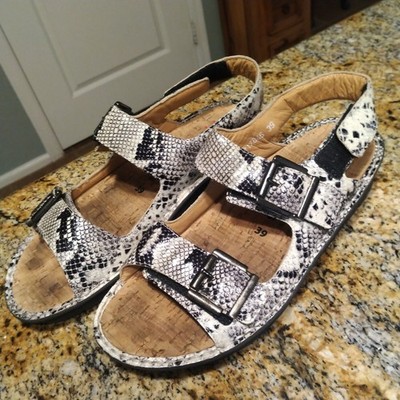 Mephisto Mobils Snake Print Leather Adjustable Strap Slingback Sandals 8.5 EUC