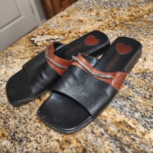 Brighton Womens Bahama Slide Sandals 7.5 M Black Brown Leather Gently Used