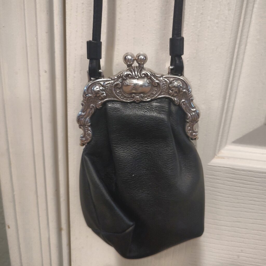 Brighton Black Leather Mini Crossbody Bag Silver Kiss Lock Frame Gently Used