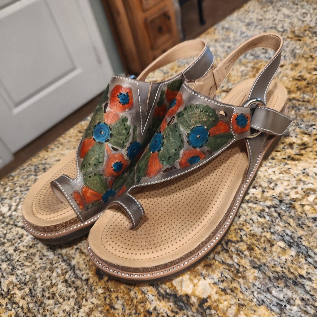 L'ARTISTE by Spring Step Samya Sandals Womens 40 EU Grey Multi Gently Used