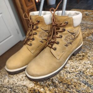 Timberland 36351 Women's 7.5M Wheat Nubuck Leather Ankle Boots Excellent Used