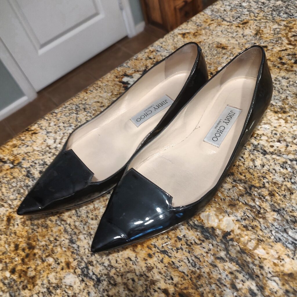 JIMMY CHOO Womens Black Patent Leather Flats Sz 6.5 Gently Used