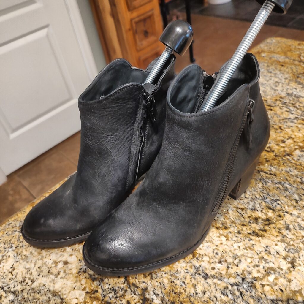 Paul Green Women's Ankle Boots US 4.5 Black Leather Booties 14 2234 Gently Used