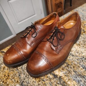 Allen Edmonds Mens Brown Leather Dress Shoes 10 EEE Vibram Sole Used