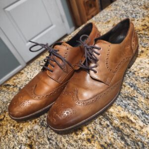 Cole Haan C24116 Men's 9.5M Brown Leather Wingtip Oxford Dress Shoes Used