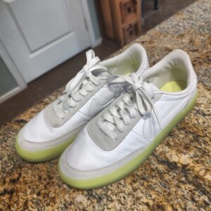 Nike Killshot 2 CC HV0944-100 Women's 7 White Neon Yellow Sneakers Gently Used