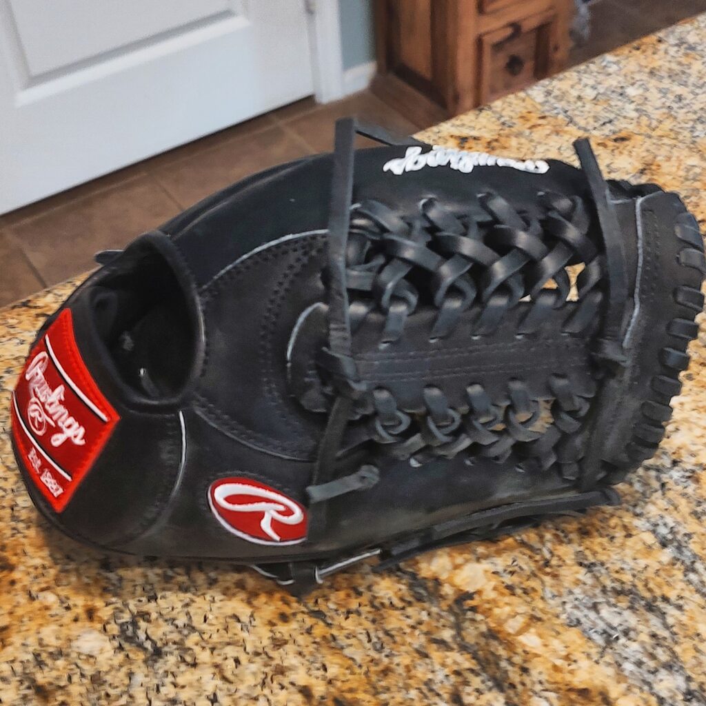 Rawlings Heart of the Hide PRO882-4 88 Pattern 11.25" Black Baseball Glove Used