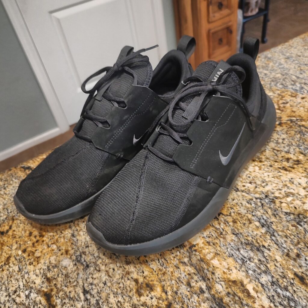 Mens Nike E-Series AD DV2436-003 Roshe 2 Black Athletic Shoes US 12.5 Gently Use