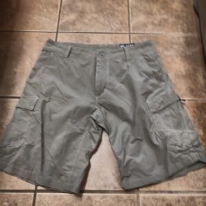 KUHL Mens Cargo Shorts 34 Olive Green Nylon Spandex Hiking Excellent Condition