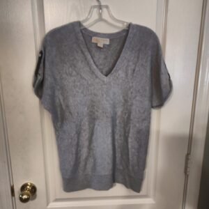 MICHAEL Michael Kors Womens XL Grey Short Sleeve Knit Top Gently Used Minor Pill