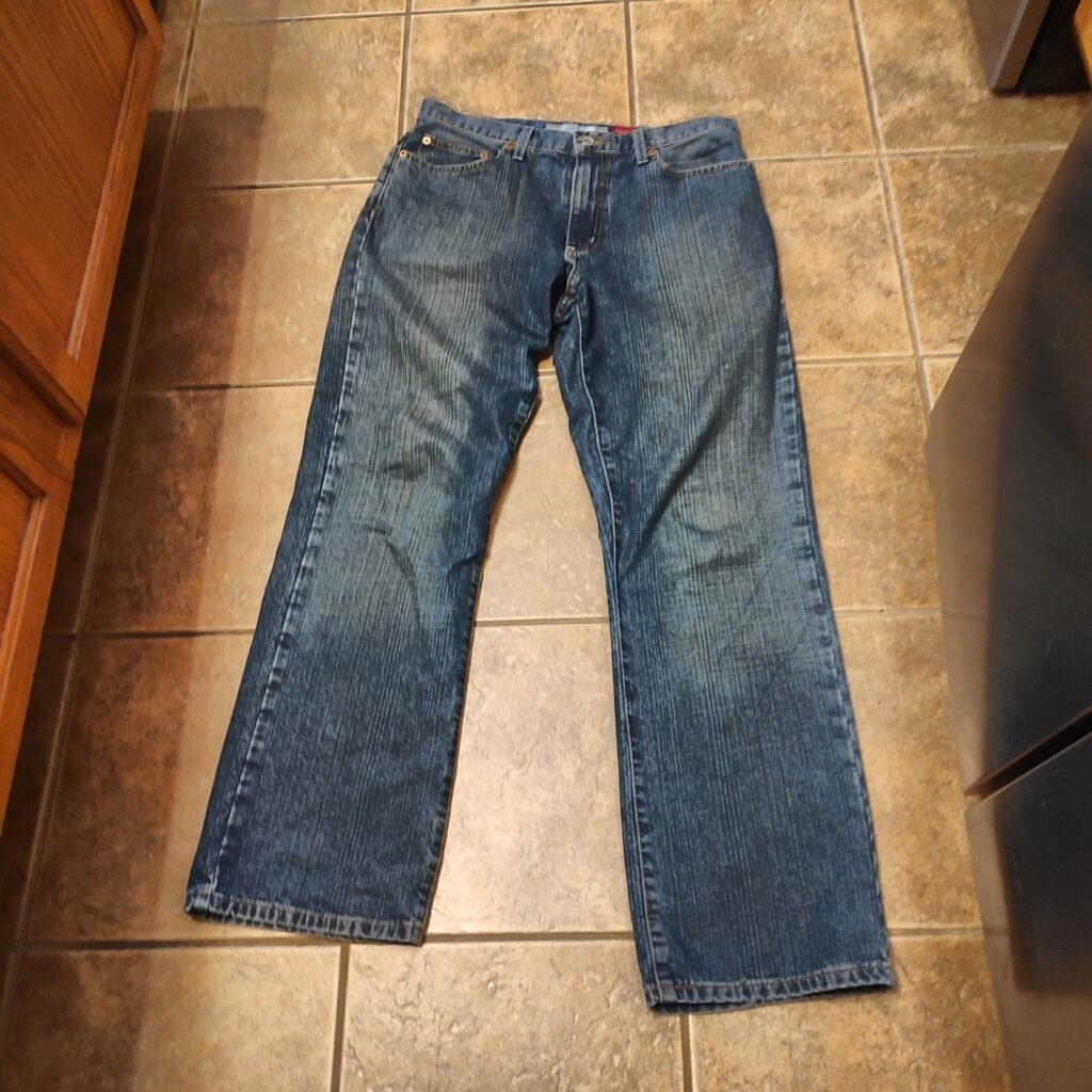 Quiksilver Men's Jeans 32 Blue Denim Gently Used Medium Wash