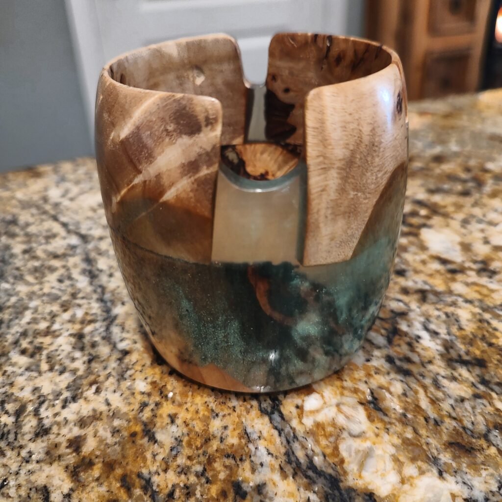 Excellent Wood Resin Yarn Bowl Handcrafted Knitting Crochet Holder Brown Teal Gr