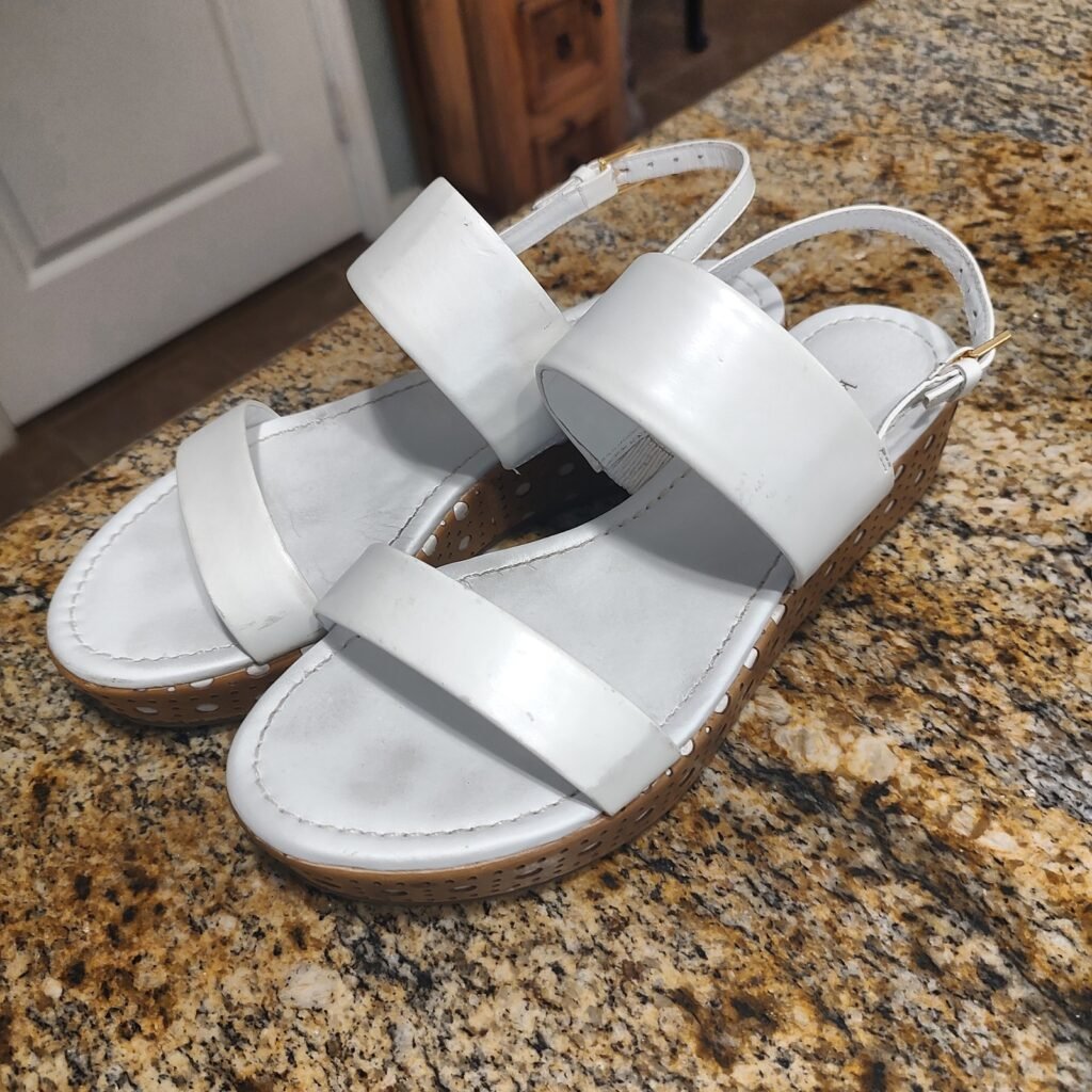 Kate Spade New York Womens White Wedge Sandals Size 7 M Used Condition