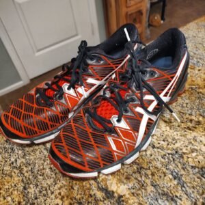 ASICS GEL-KINSEI 5 T3E4Y Men's US 13 Running Shoes Red Black Silver Used