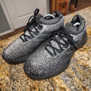 Adidas Purebounce+ D96587 Men's 10.5 Black White Running Shoes Gently Used