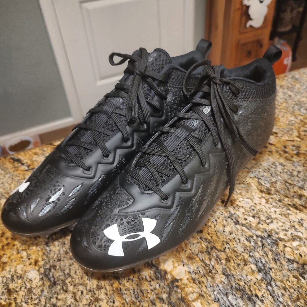 Under Armour Spotlight Select Mid MC Football Cleats Men's 12.5 Black Excellent